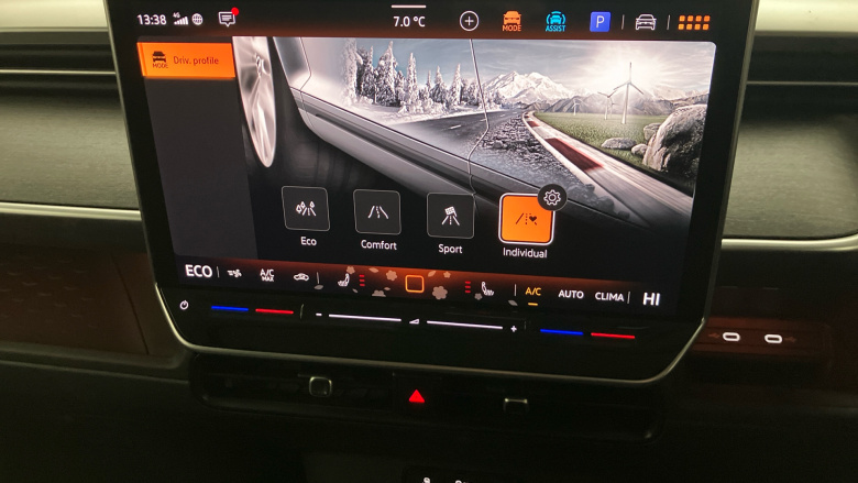 Volkswagen ID. Buzz 210kW Style Pro 79kWh 5dr Auto [Design+] Electric Estate